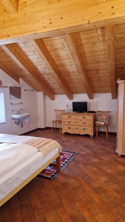 Weisses Kreuz - Crusch Alva Bed & Breakfast Samedan Luaran gambar