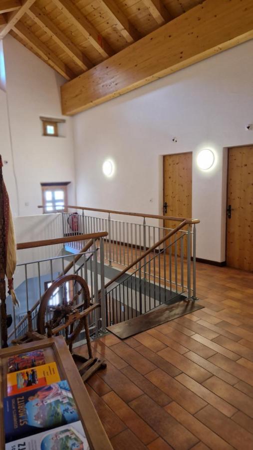 Weisses Kreuz - Crusch Alva Bed & Breakfast Samedan Luaran gambar