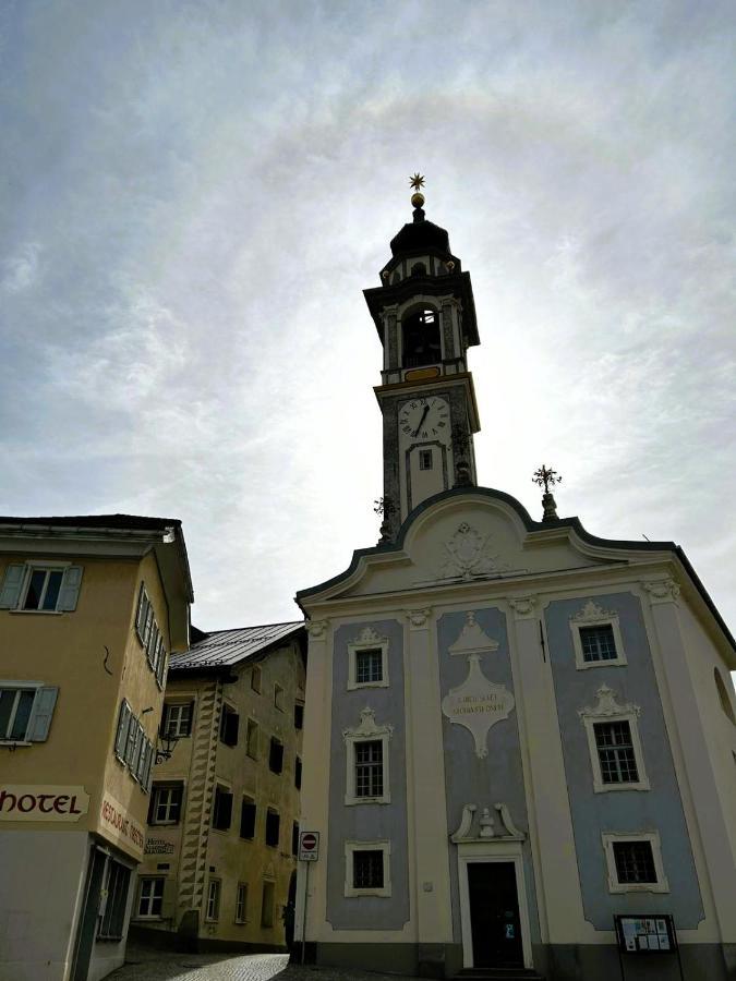 Weisses Kreuz - Crusch Alva Bed & Breakfast Samedan Luaran gambar